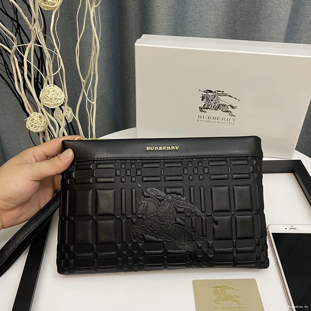Bags 93304 Mens Sleek Burberry Clutch 0816